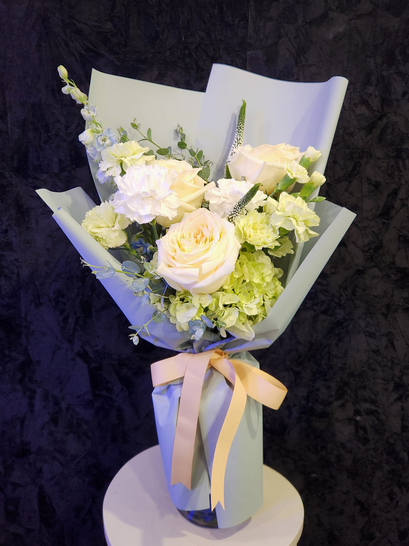 Lustre Bloom (Hand Tied)