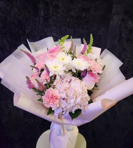 Sweet Whiff (Hand Tied)