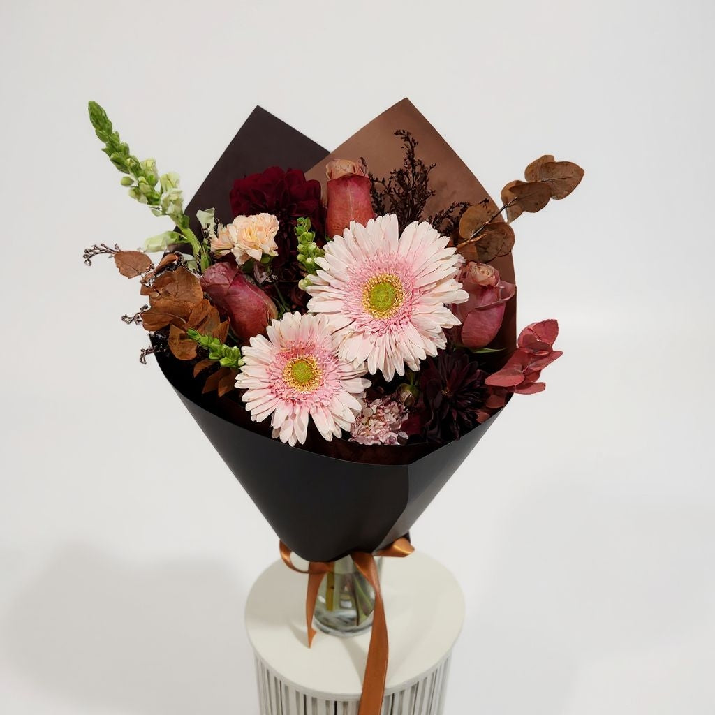 Sweet Whiff (Hand Tied)
