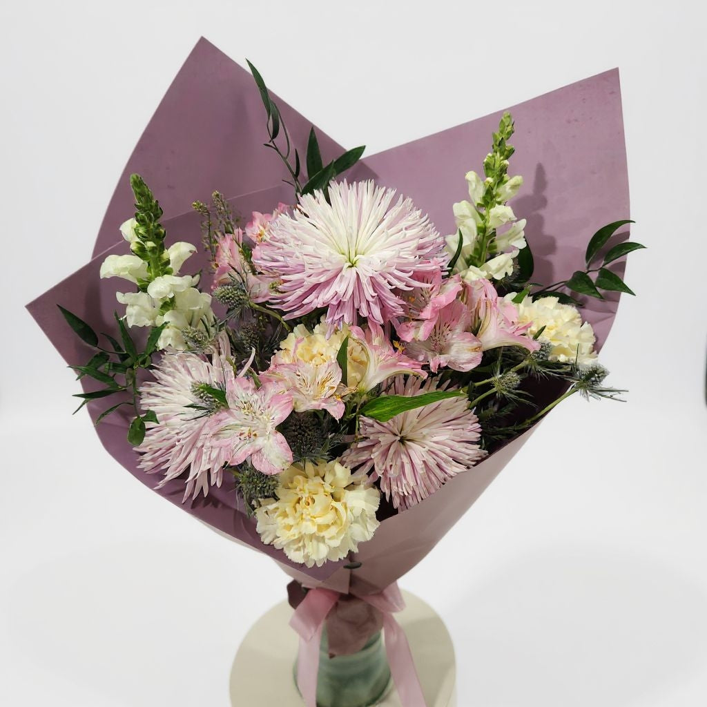 Lustre Bloom (Hand Tied)