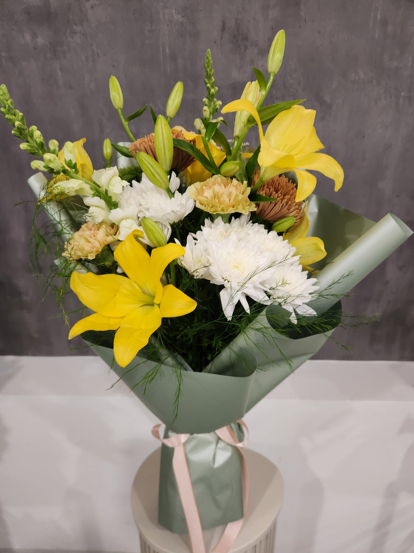 Aurora Petals (Hand Tied)