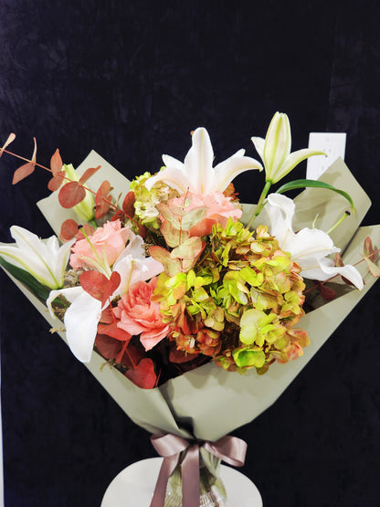 Lustre Bloom (Hand Tied)