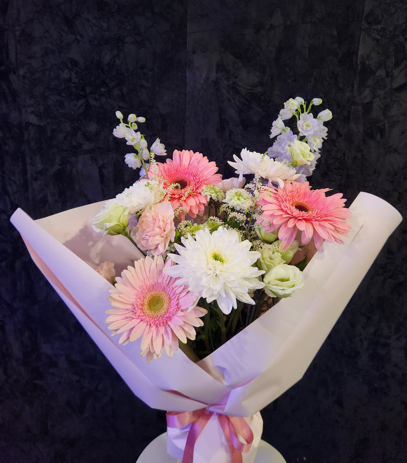 Lustre Bloom (Hand Tied)