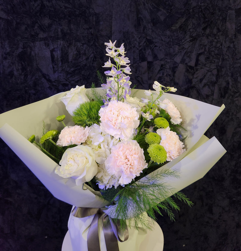 Lustre Bloom (Hand Tied)