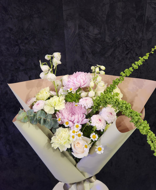 Lustre Bloom (Hand Tied)