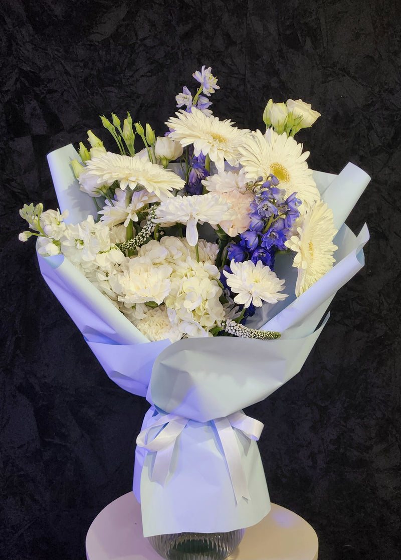 Lustre Bloom (Hand Tied)