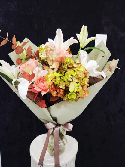 Lustre Bloom (Hand Tied)