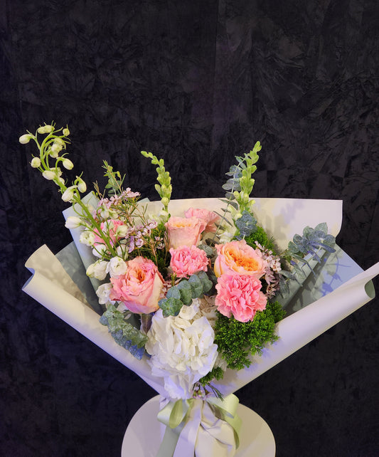 Sweet Whiff (Hand Tied)