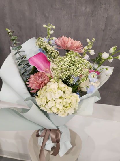 Sweet Whiff (Hand Tied)